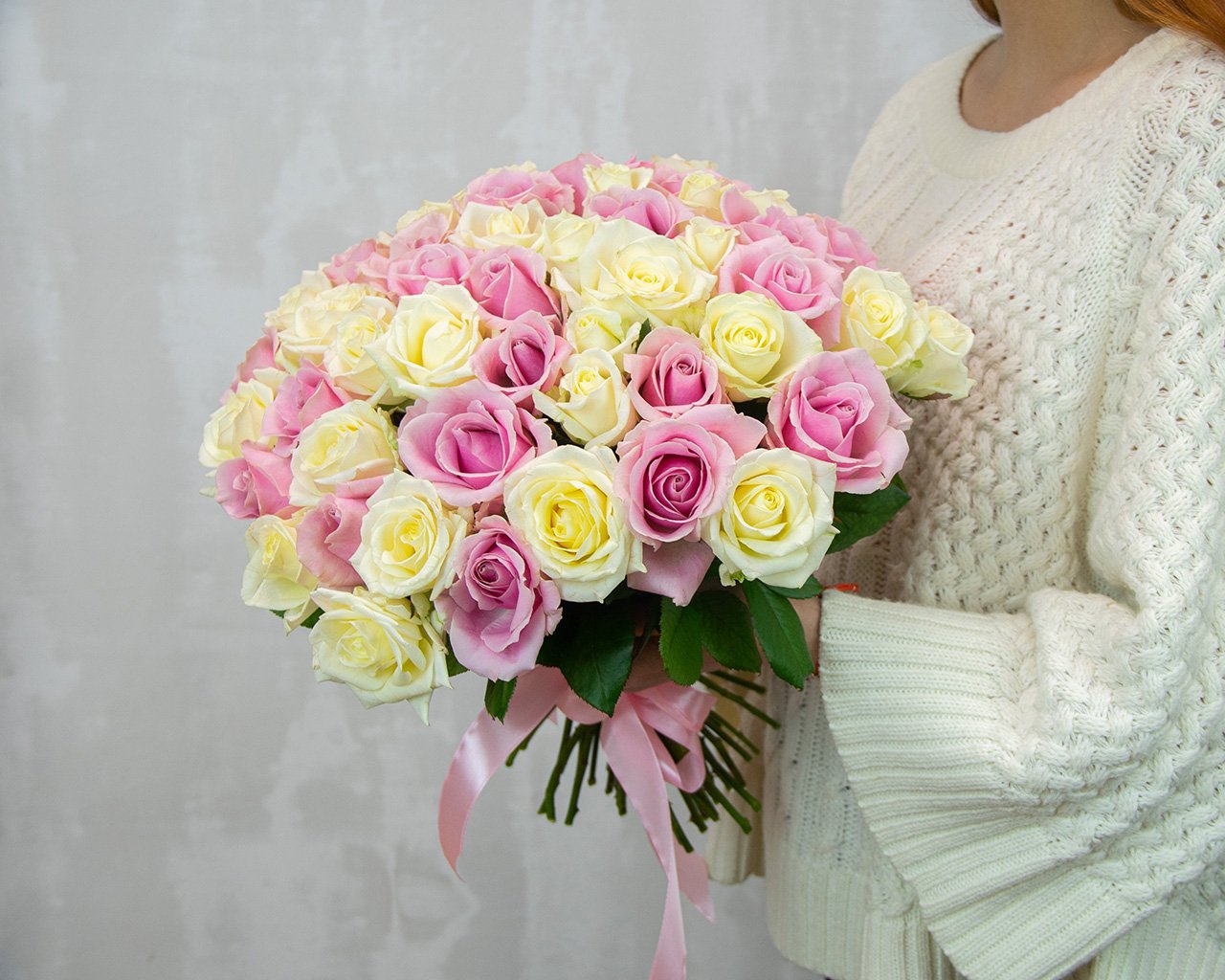 51 Pink White Mix Roses