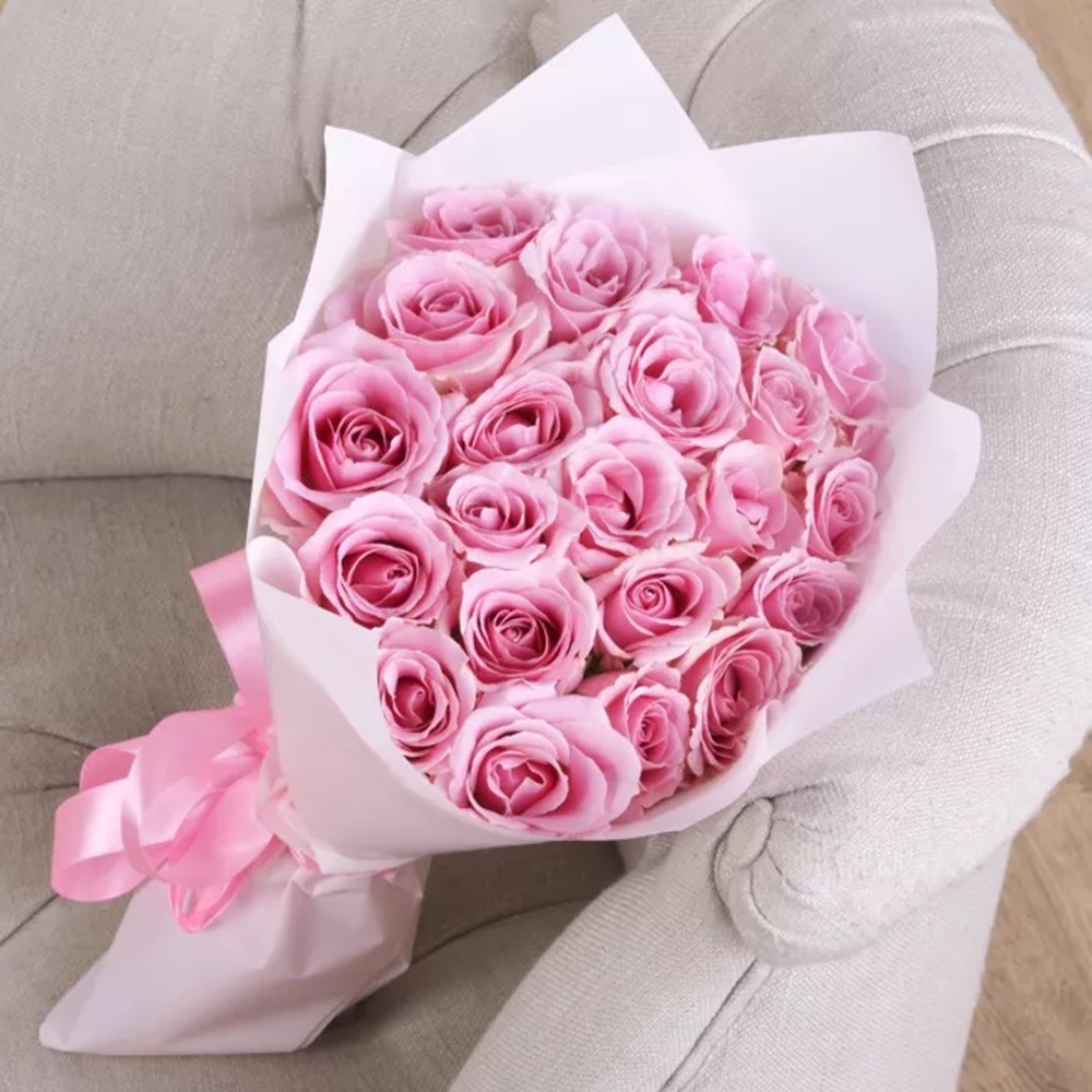 21 Pink Roses