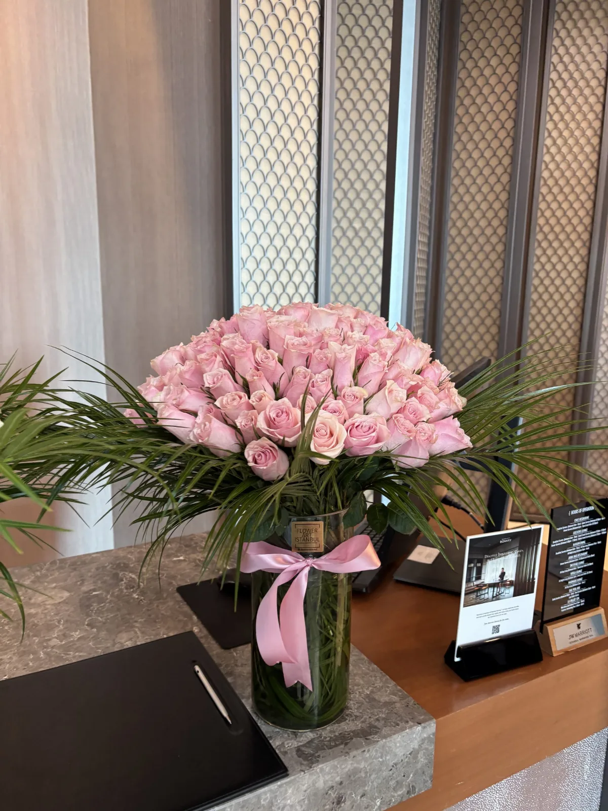 151 Pink Roses Flower Delivery Istanbul Pink Roses Delivery Istanbul