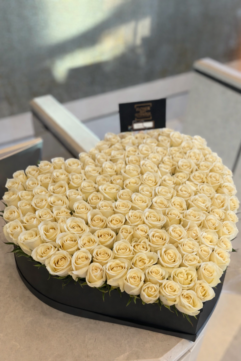 White Roses Big Heart Box
