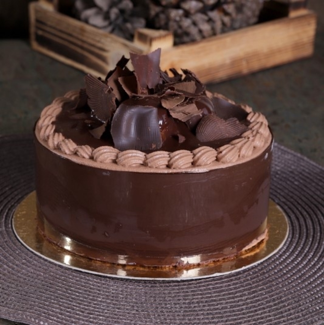 Profiterole Cake