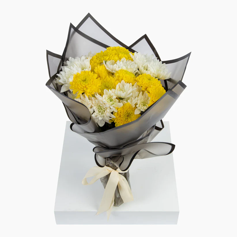 20 White & Yellow Chrysanthemums 