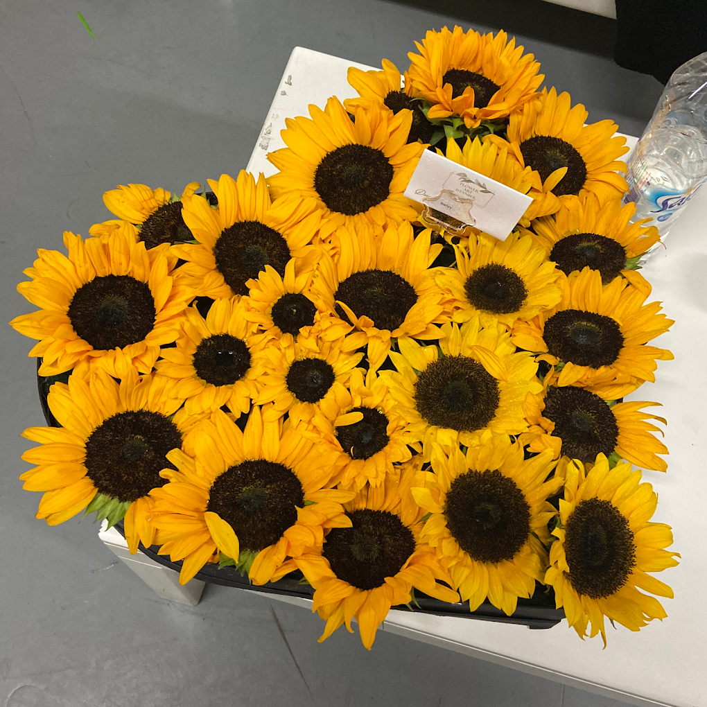 Heart Shape Box Sun Flowers